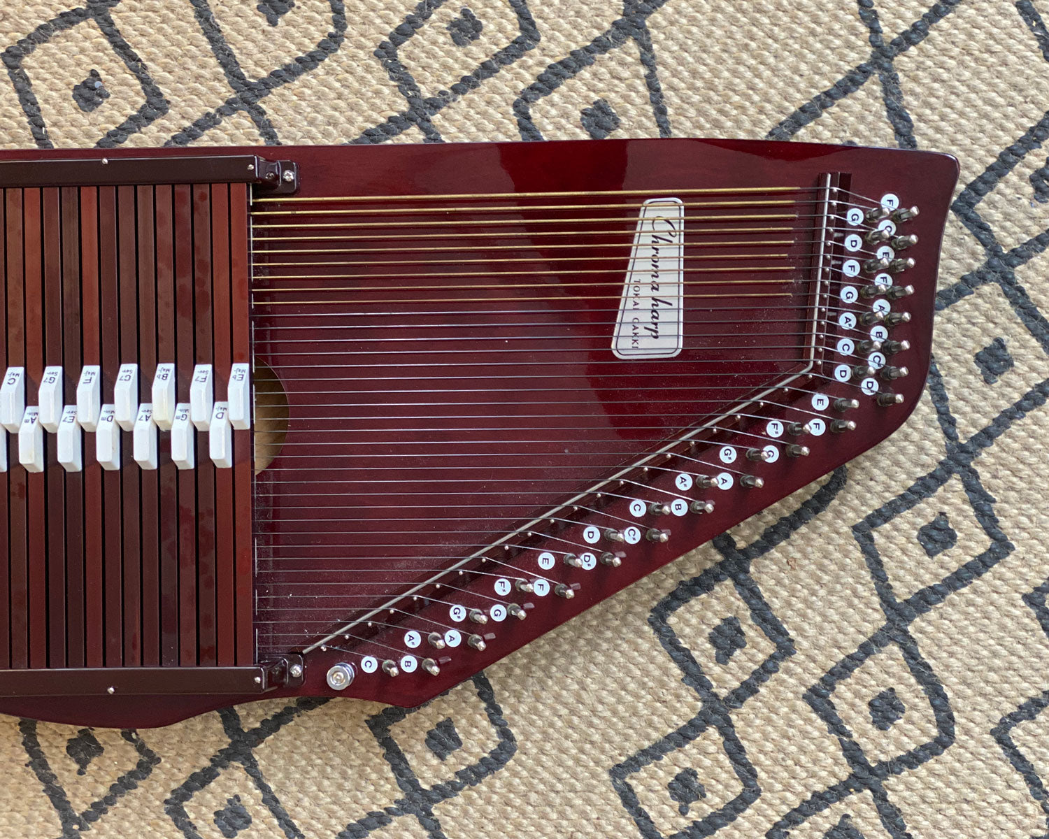 Tokai Gakki Chroma Harp Autoharp – Found Sound