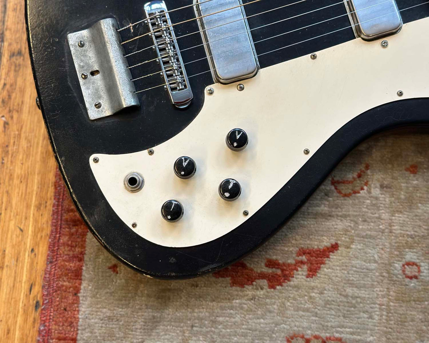 Truetone / Kay Vanguard II - Modified