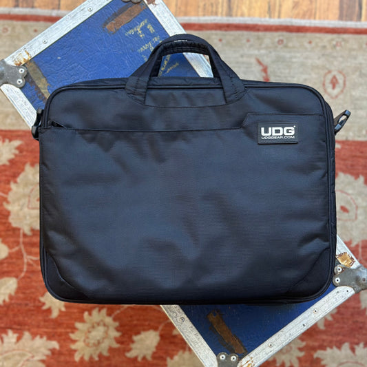 UDG Ultimate MIDI Controller SlingBag Medium