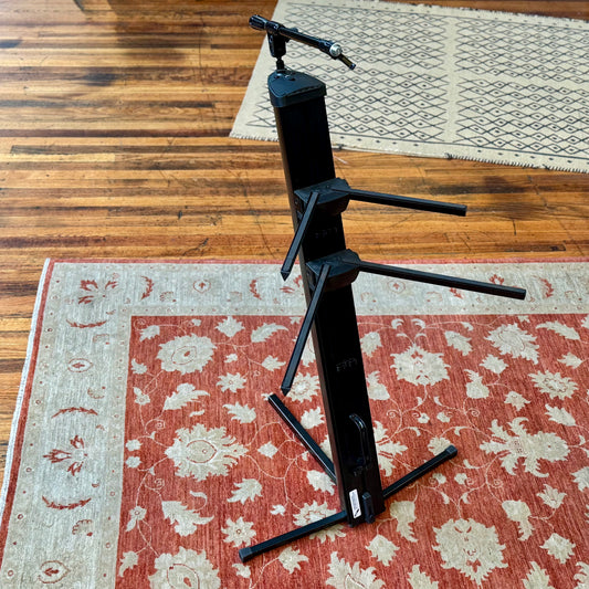 Ultimate Support Apex AX-48 PRO Plus