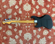 Load image into Gallery viewer, MIJ Fretless Jazz Bass - Refinished in Black
