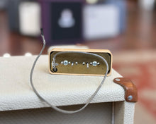 Load image into Gallery viewer, Gibson P-90 Soapbar Pickup

