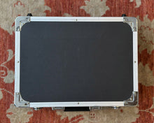 Load image into Gallery viewer, Pedal Board / Case
