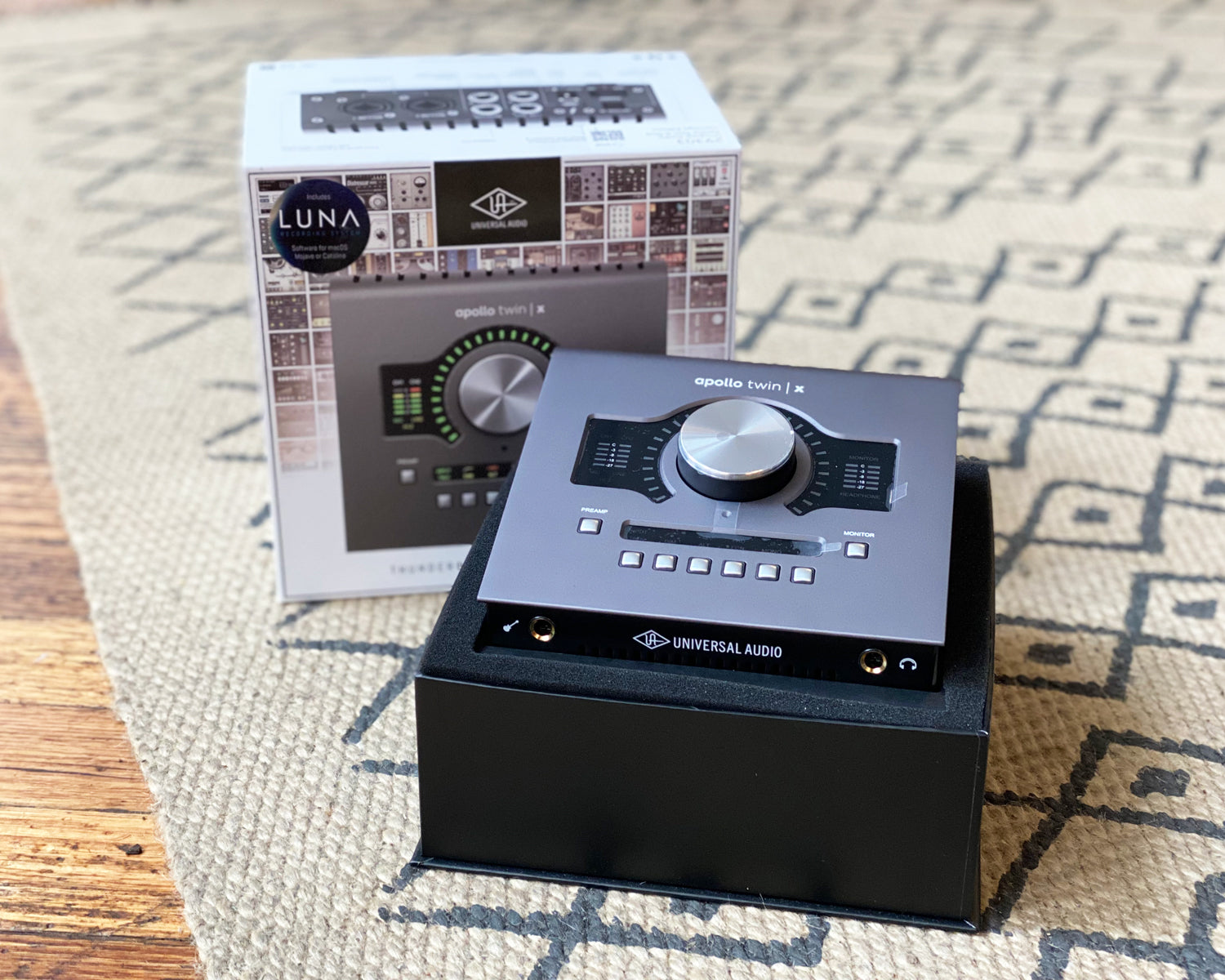【※早い者勝ち】Apollo Twin X Duo Universal Audio Apollo Twin X DUO Heritage Edition 価格比較