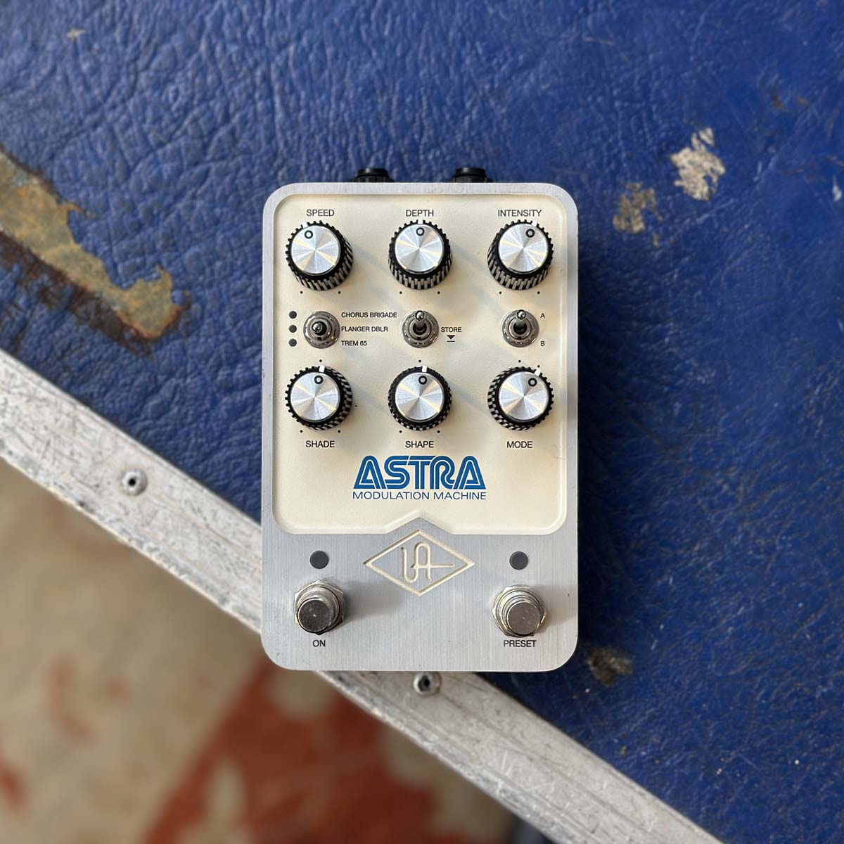 Universal Audio Astra Modulation Machine