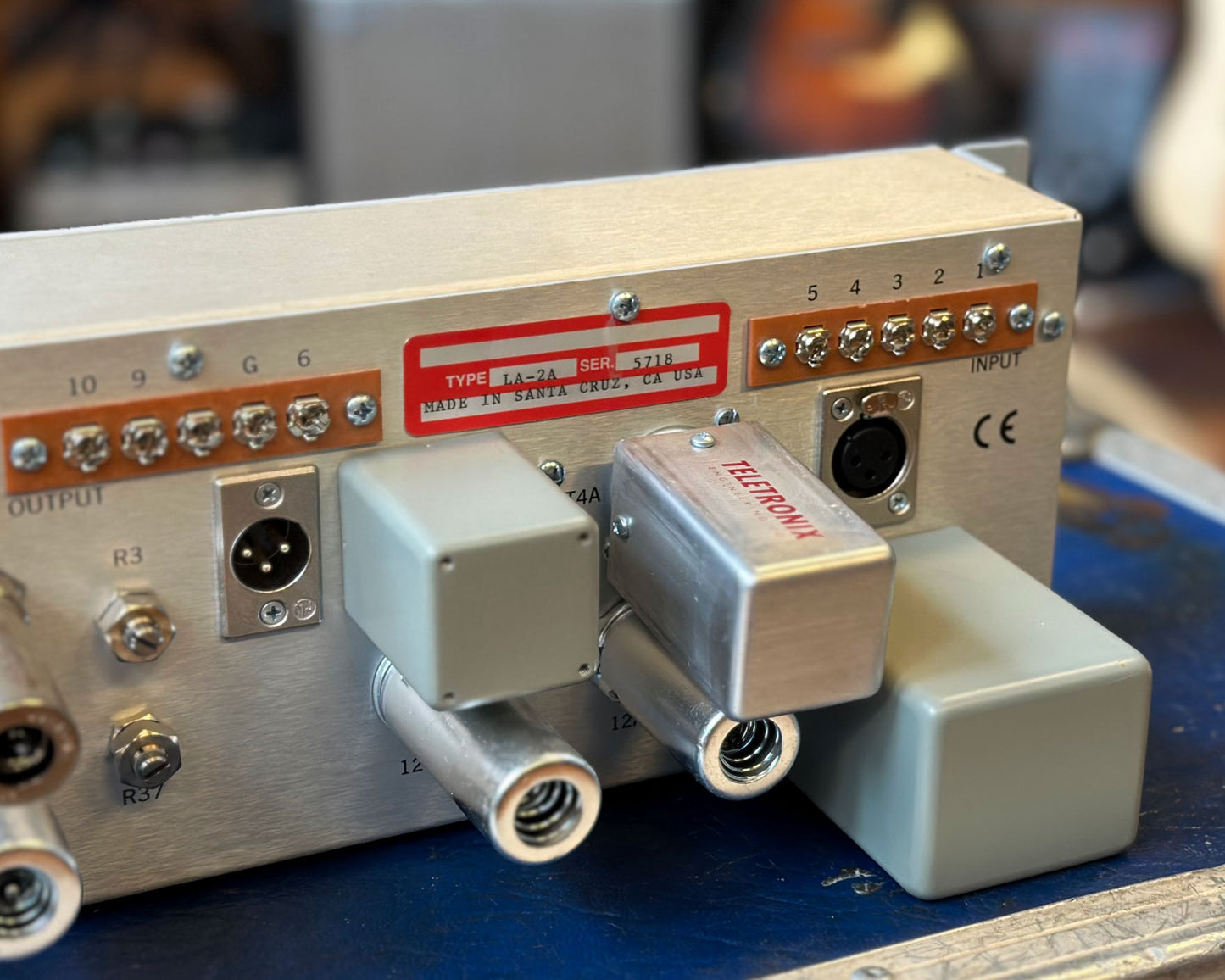 Universal Audio LA-2A Classic Levelling Amplifier