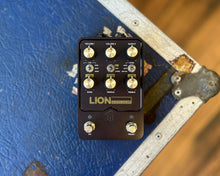 Load image into Gallery viewer, Universal Audio Lion 68 Super Lead / Plexi Amp Pedal
