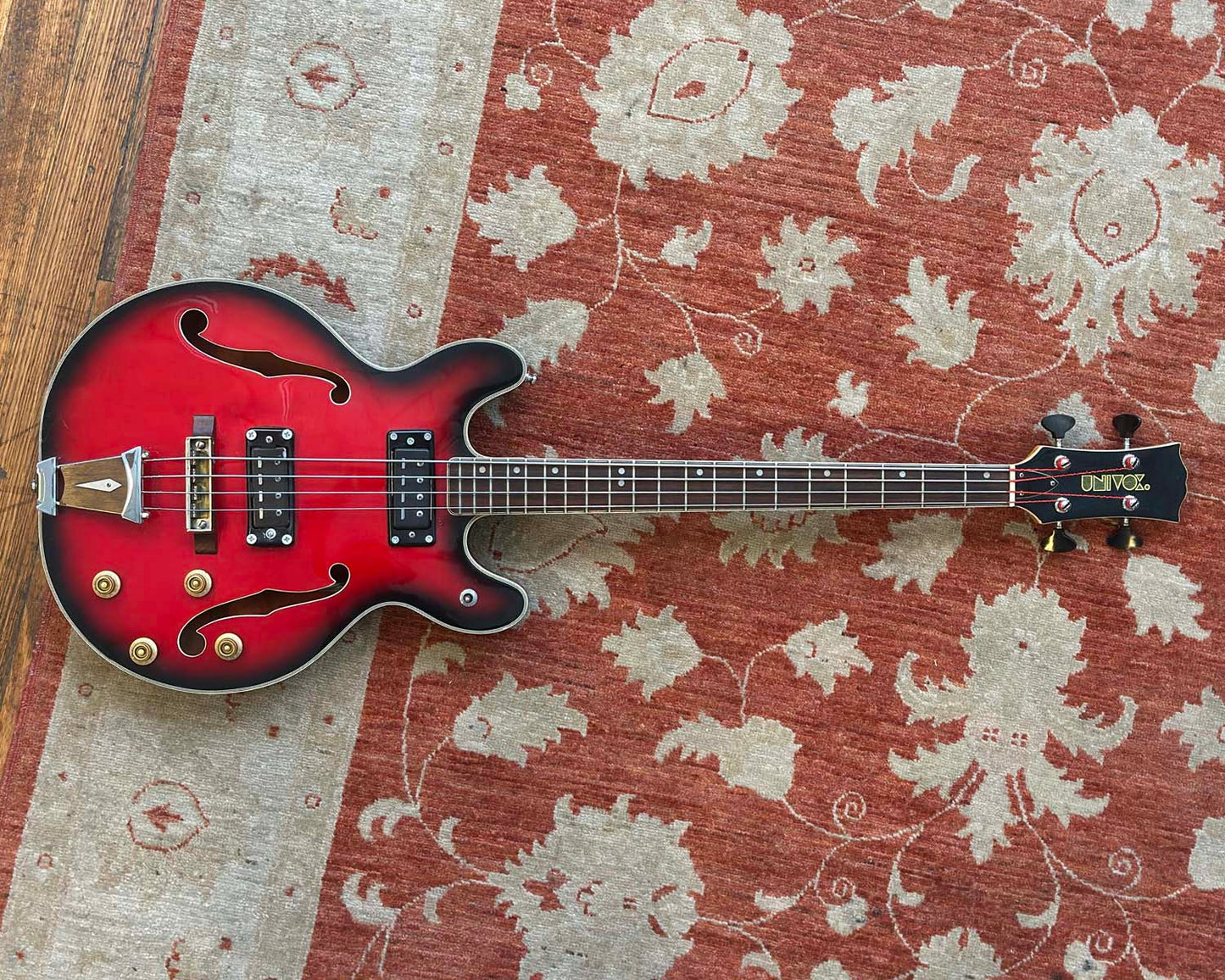Univox Coily Semi-Hollow Electric Bass w/ Hiscox Case