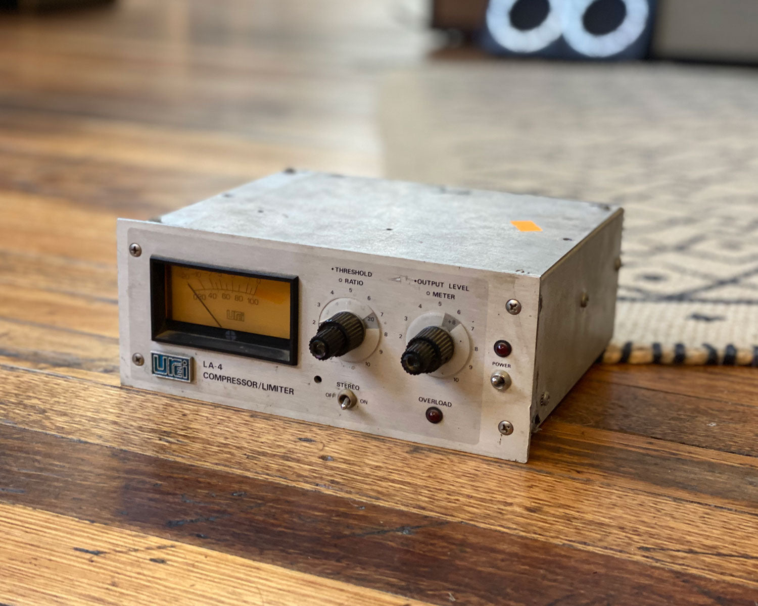 LA-4 urei コンプレッサー