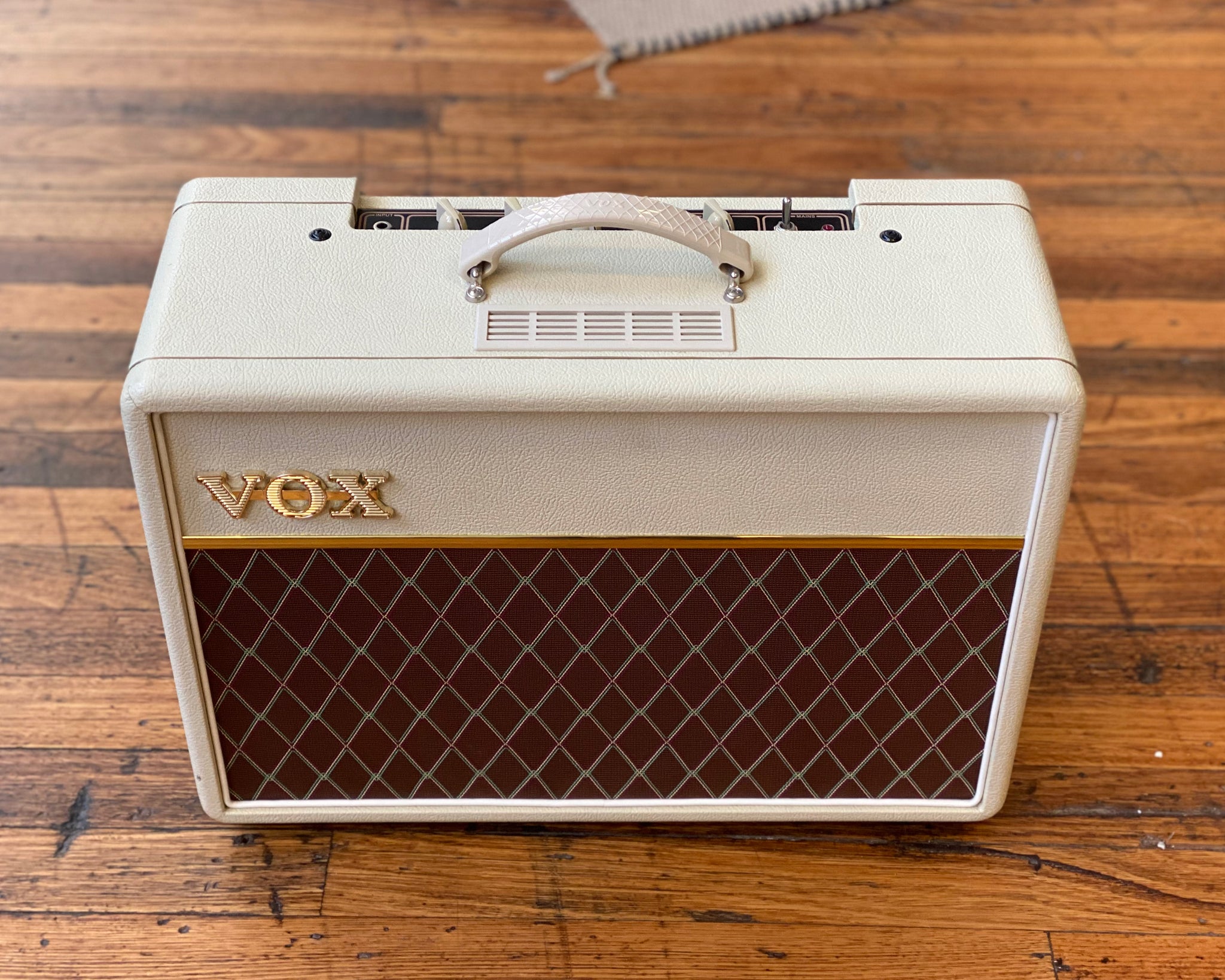 Limited Edition VOX AC10C1-CB Cream Bronco   🐎 – Found Sound