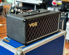 Load image into Gallery viewer, VOX AC50 - Dallas Arbiter / Grey Panel
