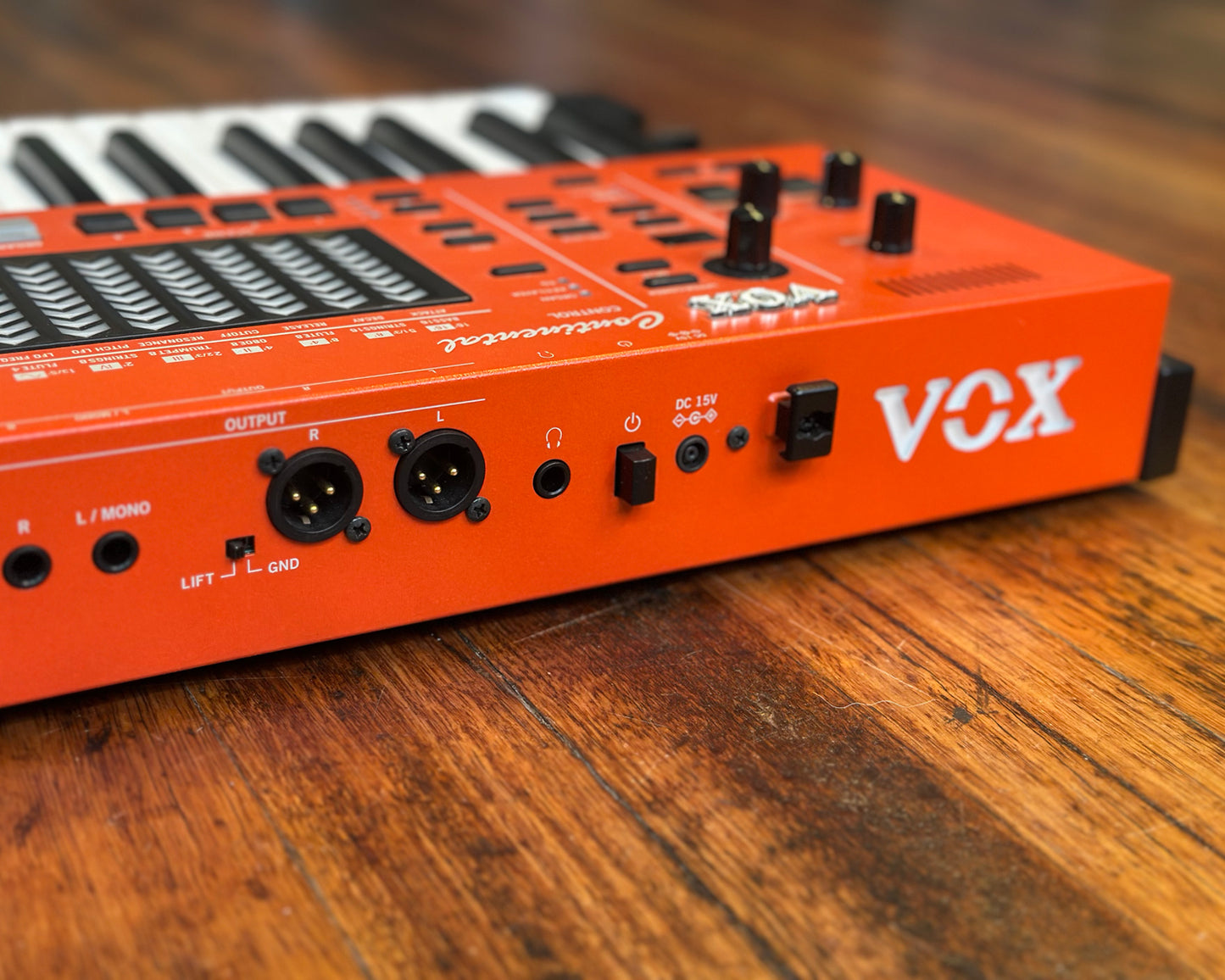 VOX Continental 61 Organ w/ Stand
