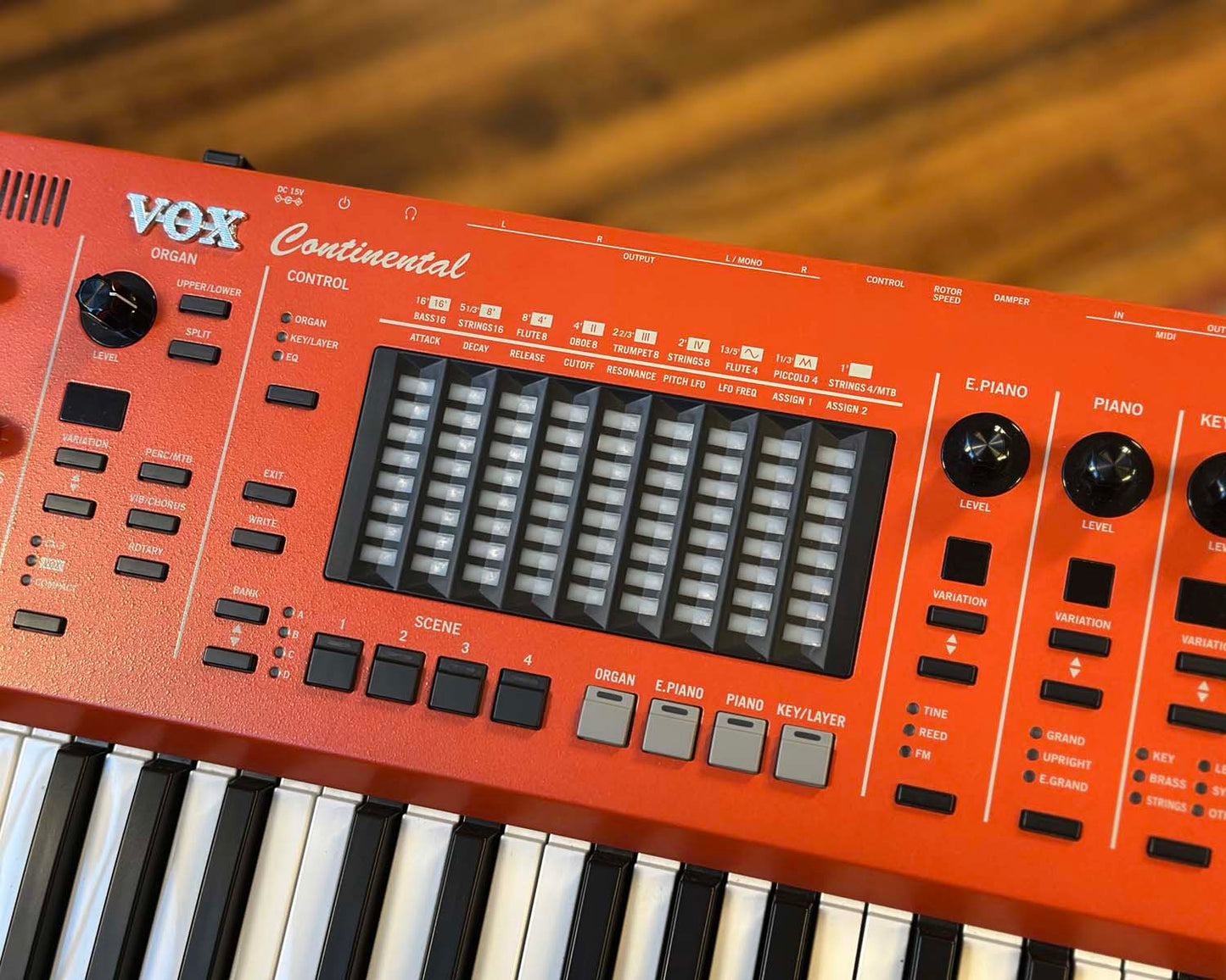 VOX Continental 61 Organ w/ Stand