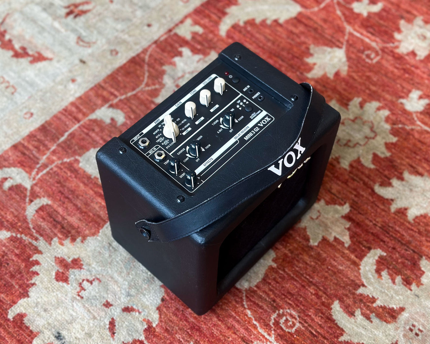 VOX Mini3 Portable Modeling Guitar Amplifier