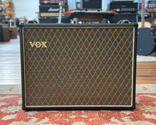 Load image into Gallery viewer, VOX V212BN 2x12&quot; Ceramic Guitar Cabinet
