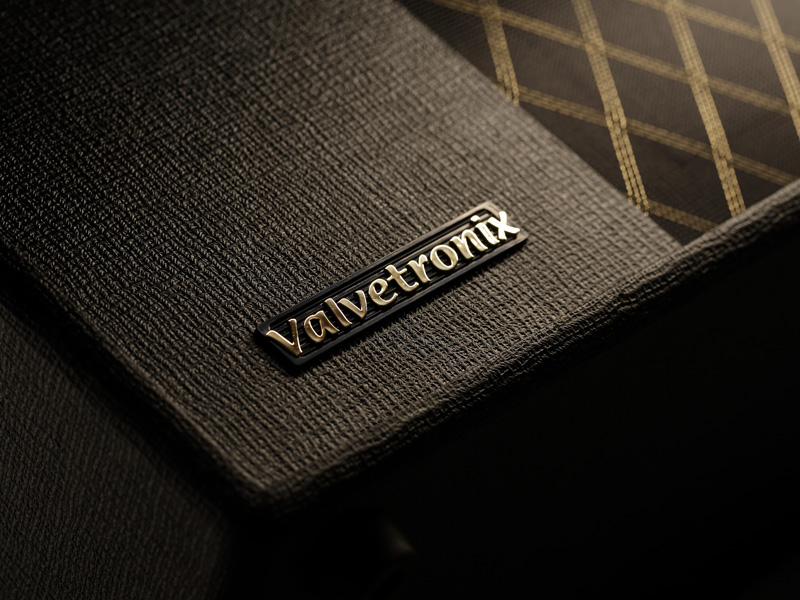 VOX VT100X Valvetronix 100W Combo