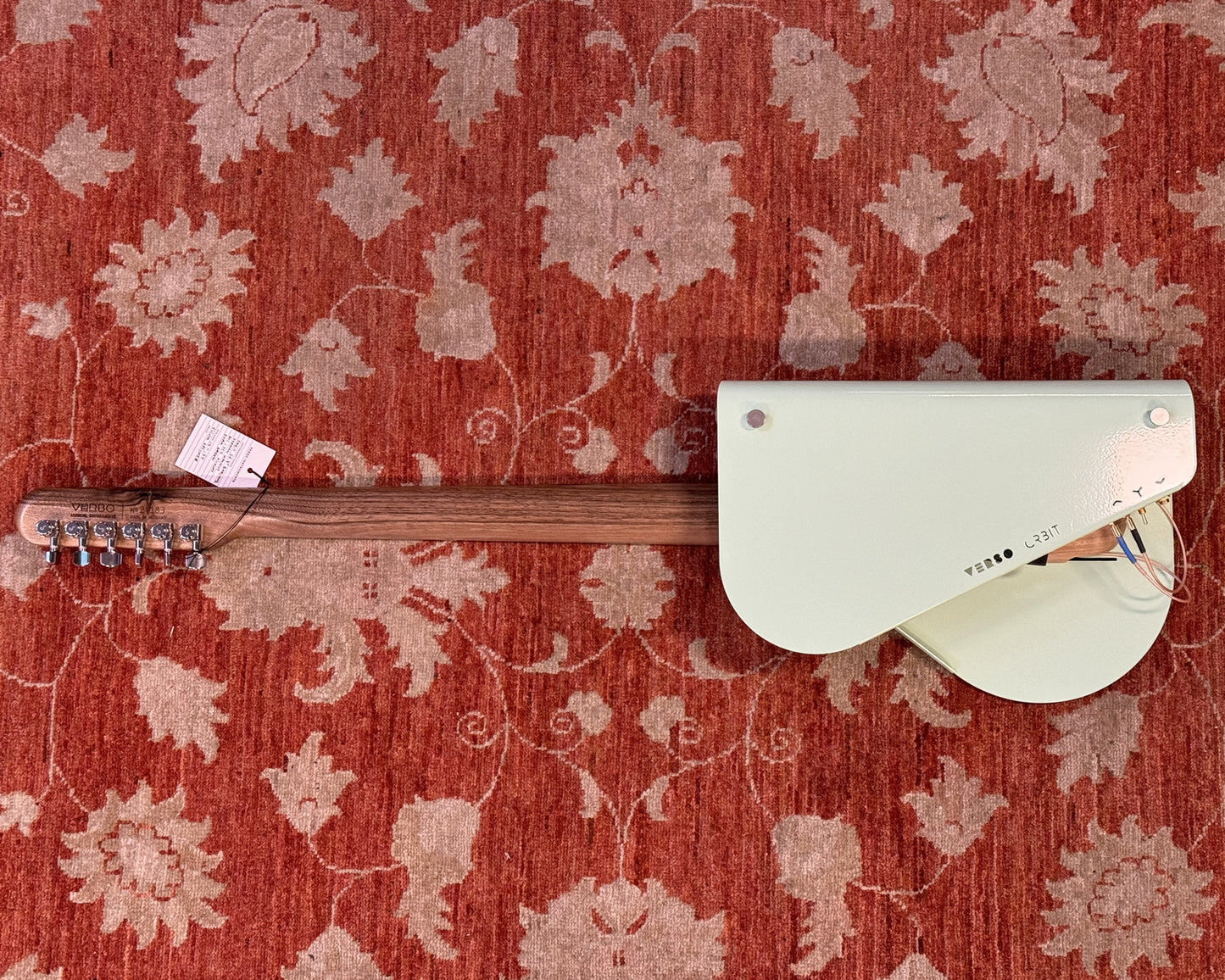 Verso Instruments Orbit Baritone Guitar