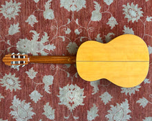 Load image into Gallery viewer, 2002 Vicente Sanchis Model 32FL w/ Spanish Cypress Back &amp; Sides
