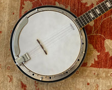 Load image into Gallery viewer, Vine V-4R - 5 String Banjo
