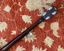 Load image into Gallery viewer, Vine V-4R - 5 String Banjo

