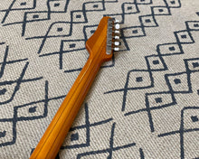 Load image into Gallery viewer, &#39;68 VOX (Eko) Marauder - Made in Italy
