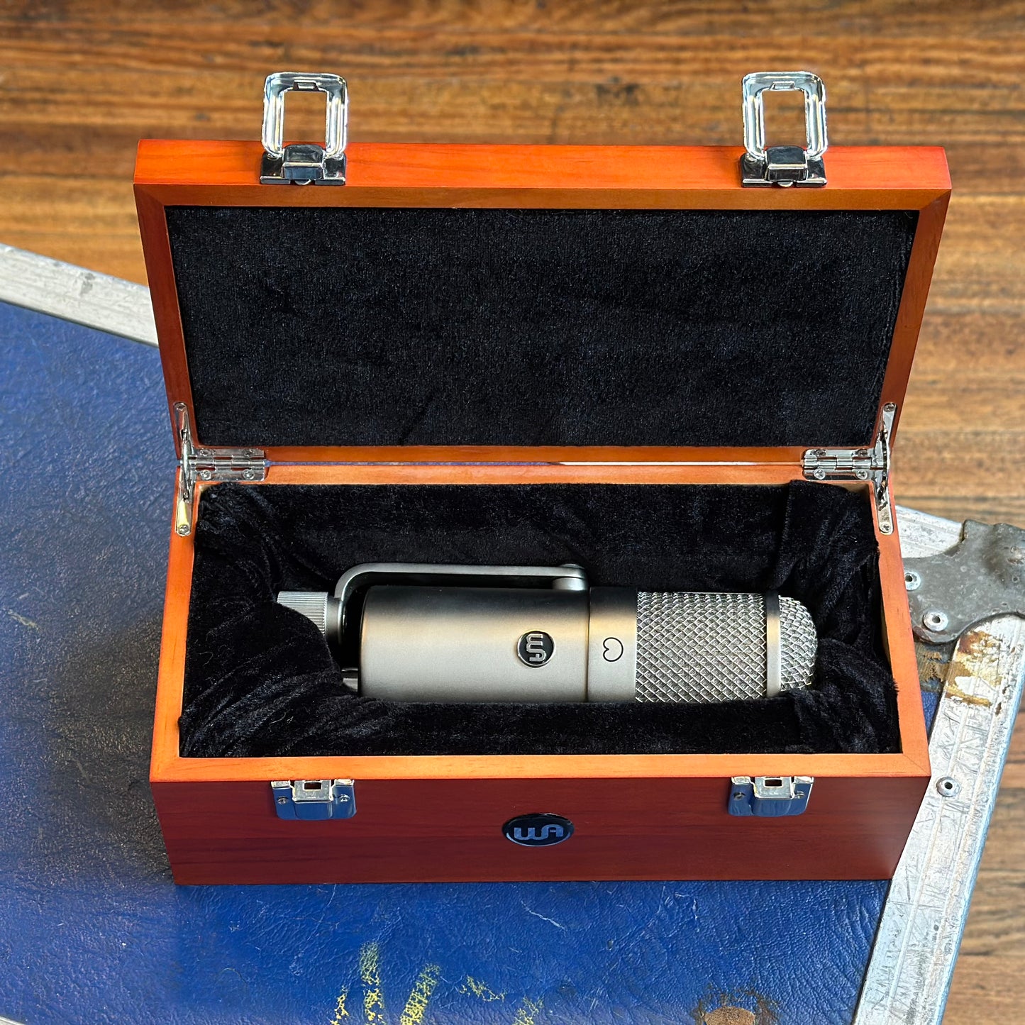 Warm Audio WA-47F