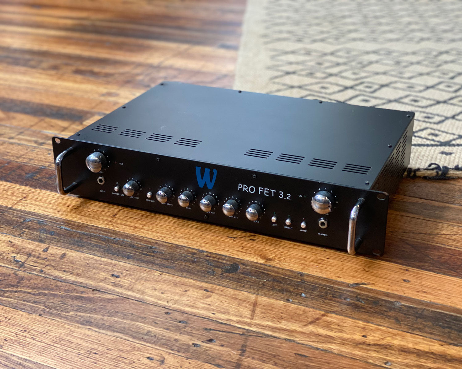 Warwick Profet 3.2 – Found Sound