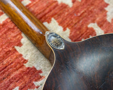 Load image into Gallery viewer, &#39;Pre-War&#39; Windsor Artiste Model 2 - 5-String Zither Banjo
