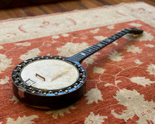 Load image into Gallery viewer, &#39;Pre-War&#39; Windsor Artiste Model 2 - 5-String Zither Banjo
