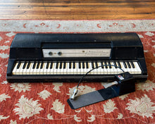 Load image into Gallery viewer, 1971 Wurlitzer 200A - Black
