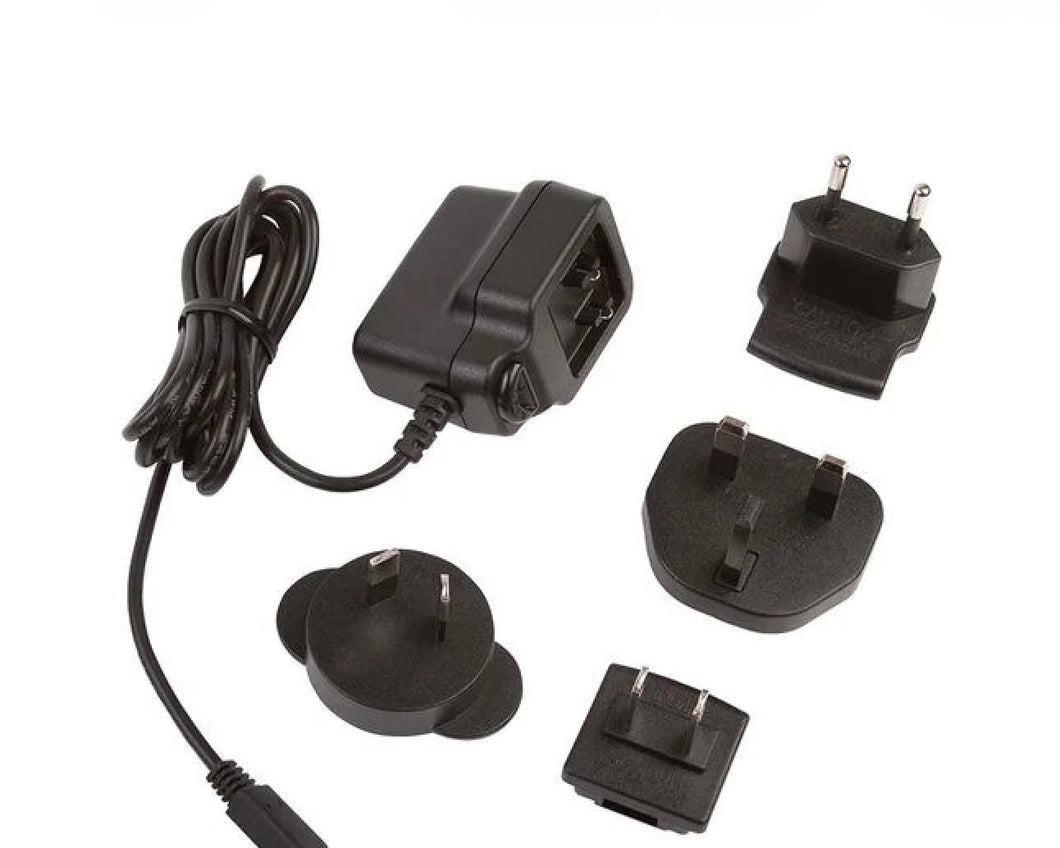 XP Power 12v DC 420mA + Tip Power Supply