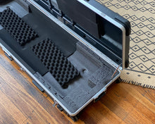 Load image into Gallery viewer, Xtreme KC88 - ABS Keyboard Case 88 Keys

