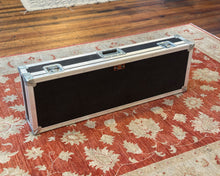 Load image into Gallery viewer, YAMAHA AN1x Analog Modeling Synthesizer w/ Flight Case

