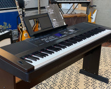 Load image into Gallery viewer, YAMAHA DGX-650 Digital Piano
