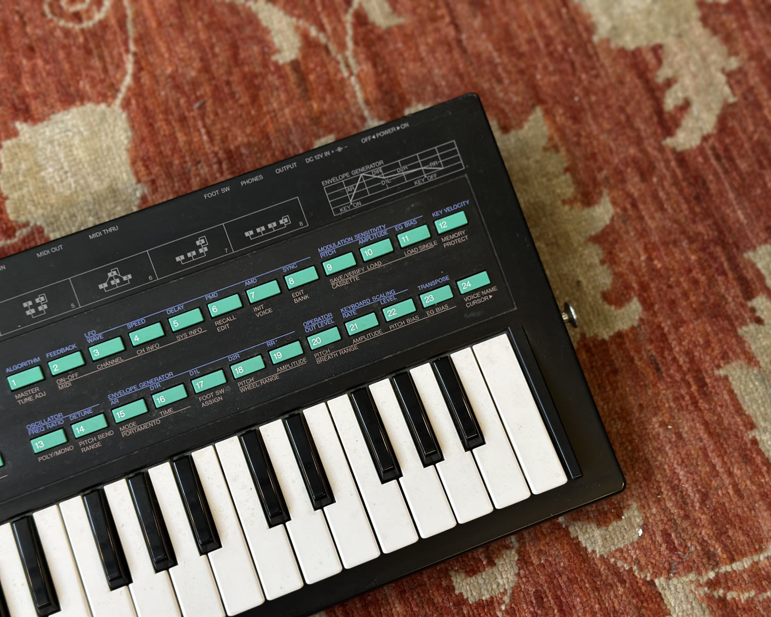 YAMAHA DX100 FM Synthesizer - MIDI Only – Found Sound