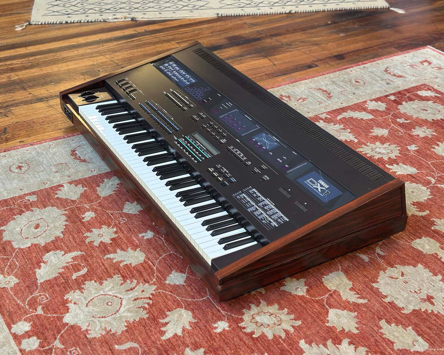 YAMAHA DX1 Digital Programmable Algorithm Synthesizer #1043