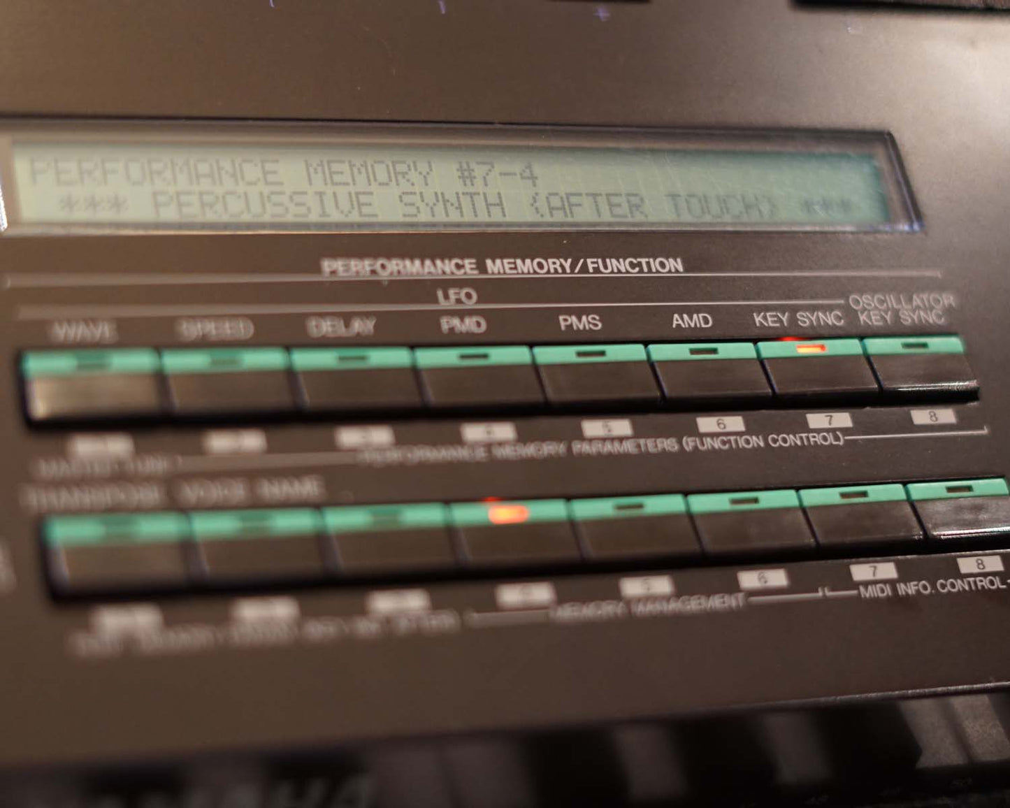 YAMAHA DX1 Digital Programmable Algorithm Synthesizer #1043
