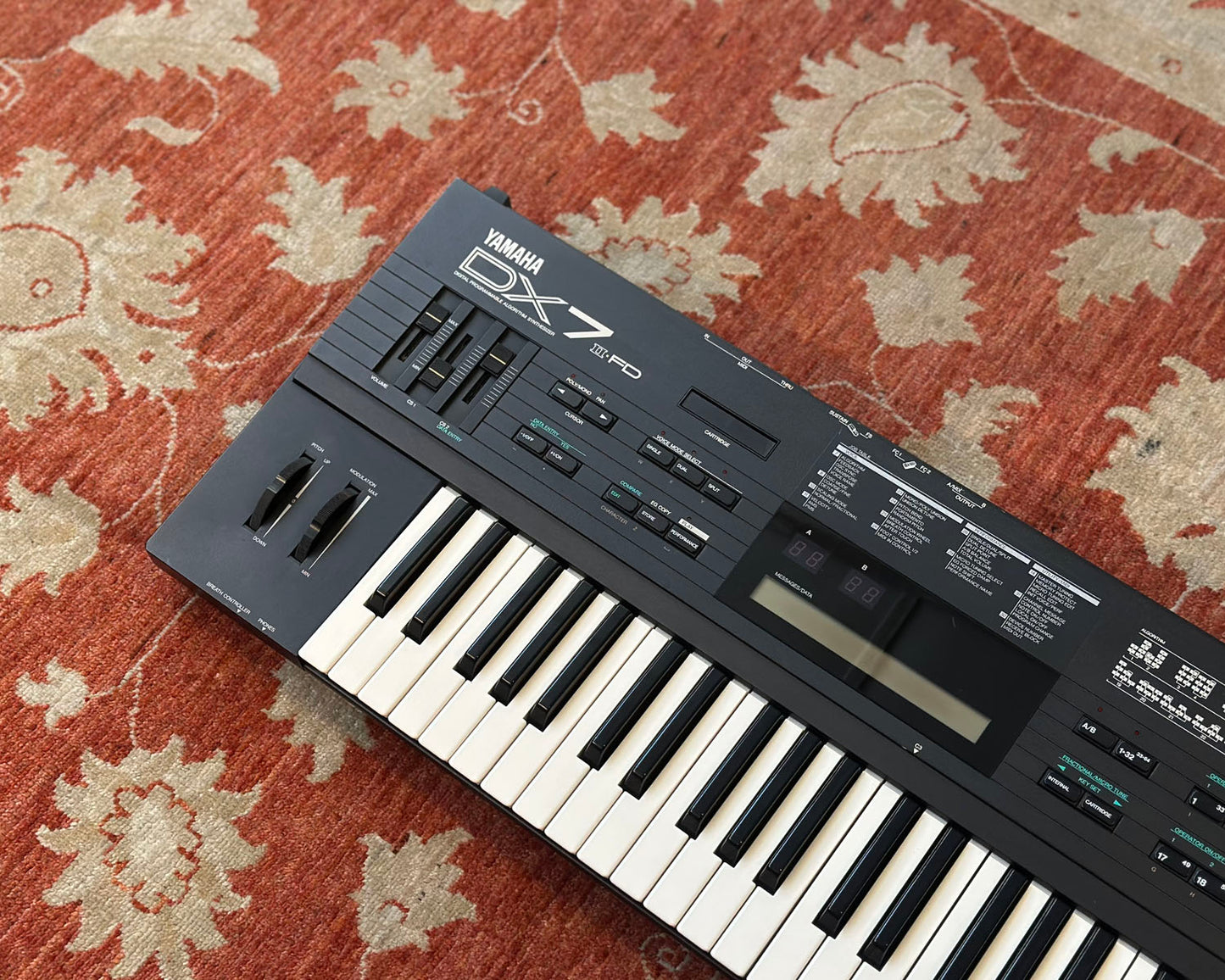 YAMAHA DX7-II-FD