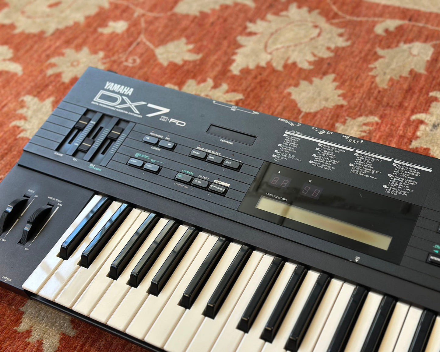 YAMAHA DX7-II-FD