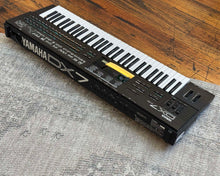 Load image into Gallery viewer, YAMAHA DX7-II D Digital Programmable Algorithm Keyboard Synthesizer
