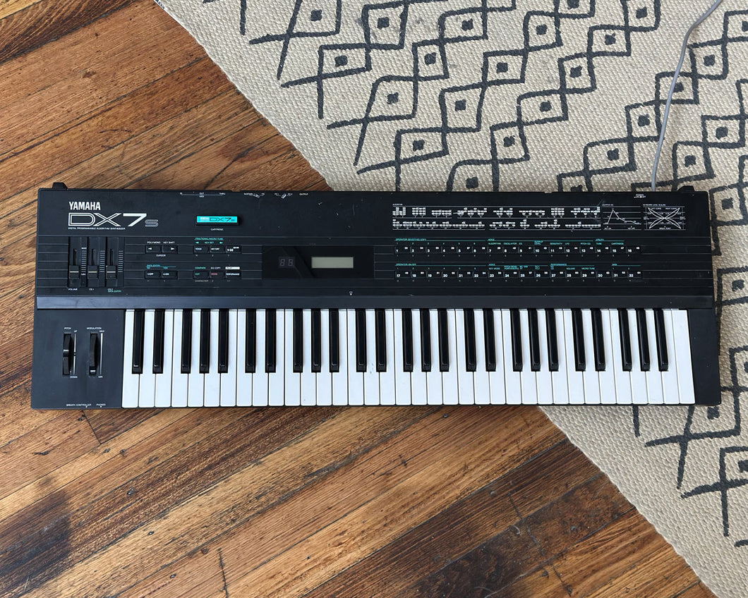 YAMAHA DX7S