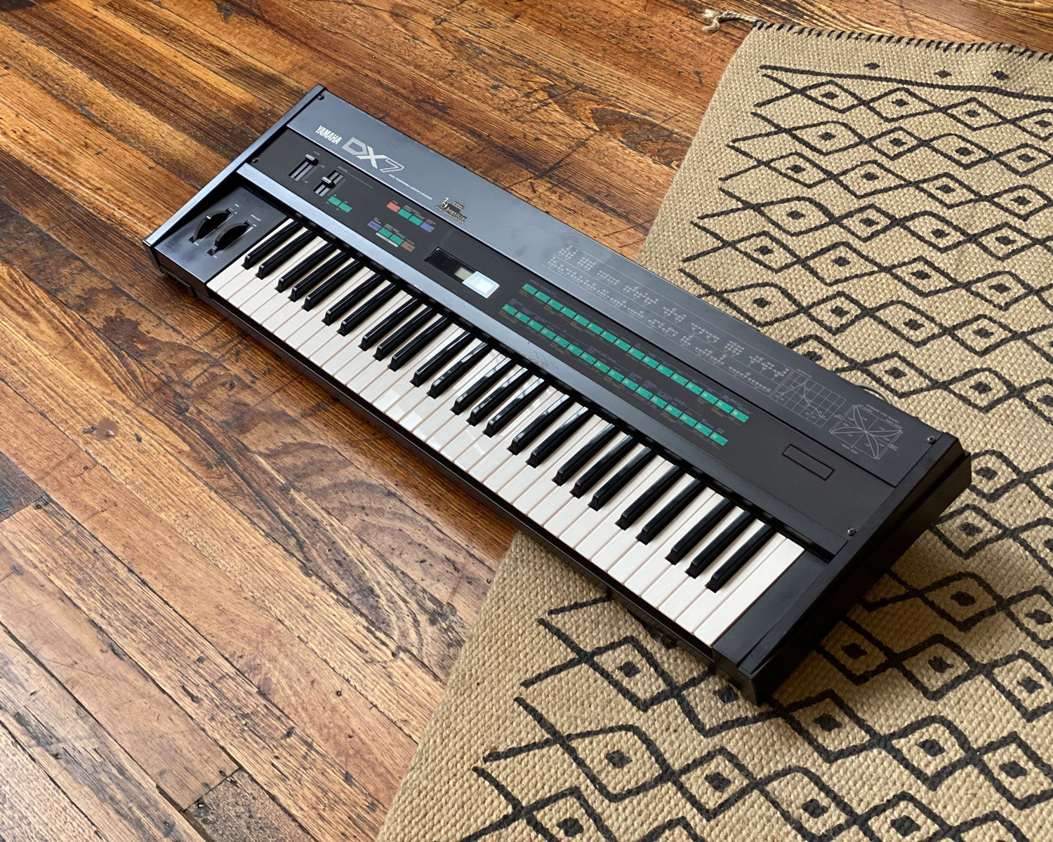 YAMAHA DX7 - JAHN SPX 1.6 Expansion – Found Sound YAMAHA DX7 - JAHN SPX 1.6 Expansion – Found Sound