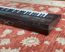 Load image into Gallery viewer, YAMAHA DX7 w/ ROM Card
