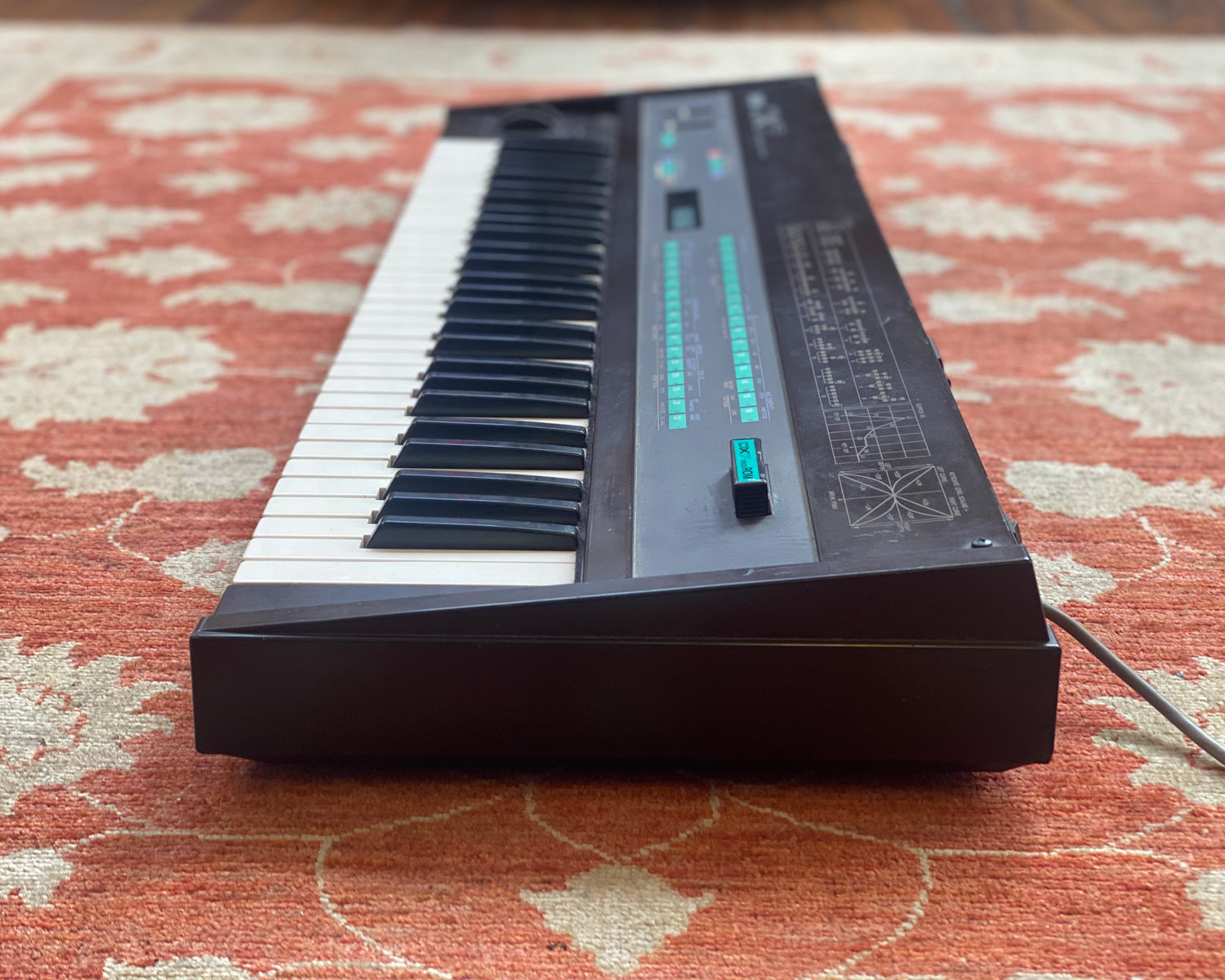 YAMAHA DX7 w/ ROM Card – Found Sound