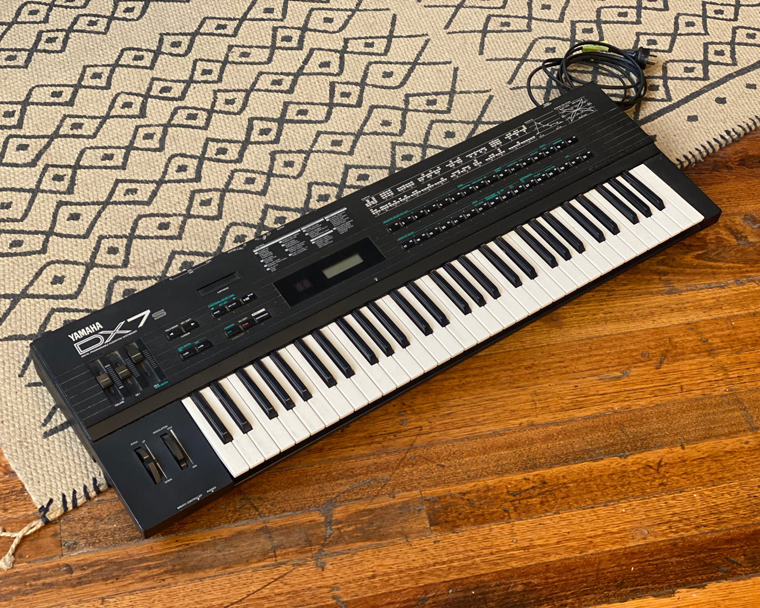 YAMAHA DX7s DX7S