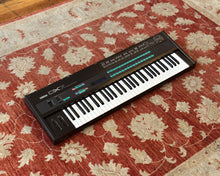 Load image into Gallery viewer, YAMAHA DX7
