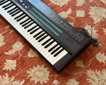 Load image into Gallery viewer, YAMAHA DX7
