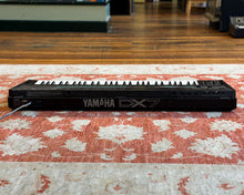 Load image into Gallery viewer, YAMAHA DX7 Digital Programmable Algorithm Synthesiser
