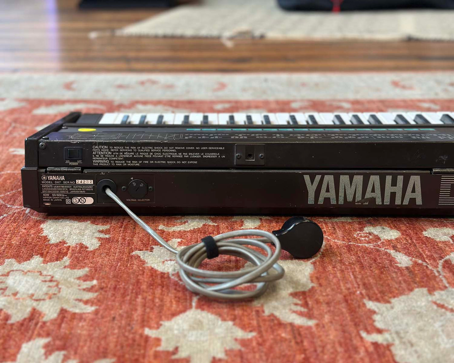 YAMAHA DX7 Digital Programmable Algorithm Synthesiser