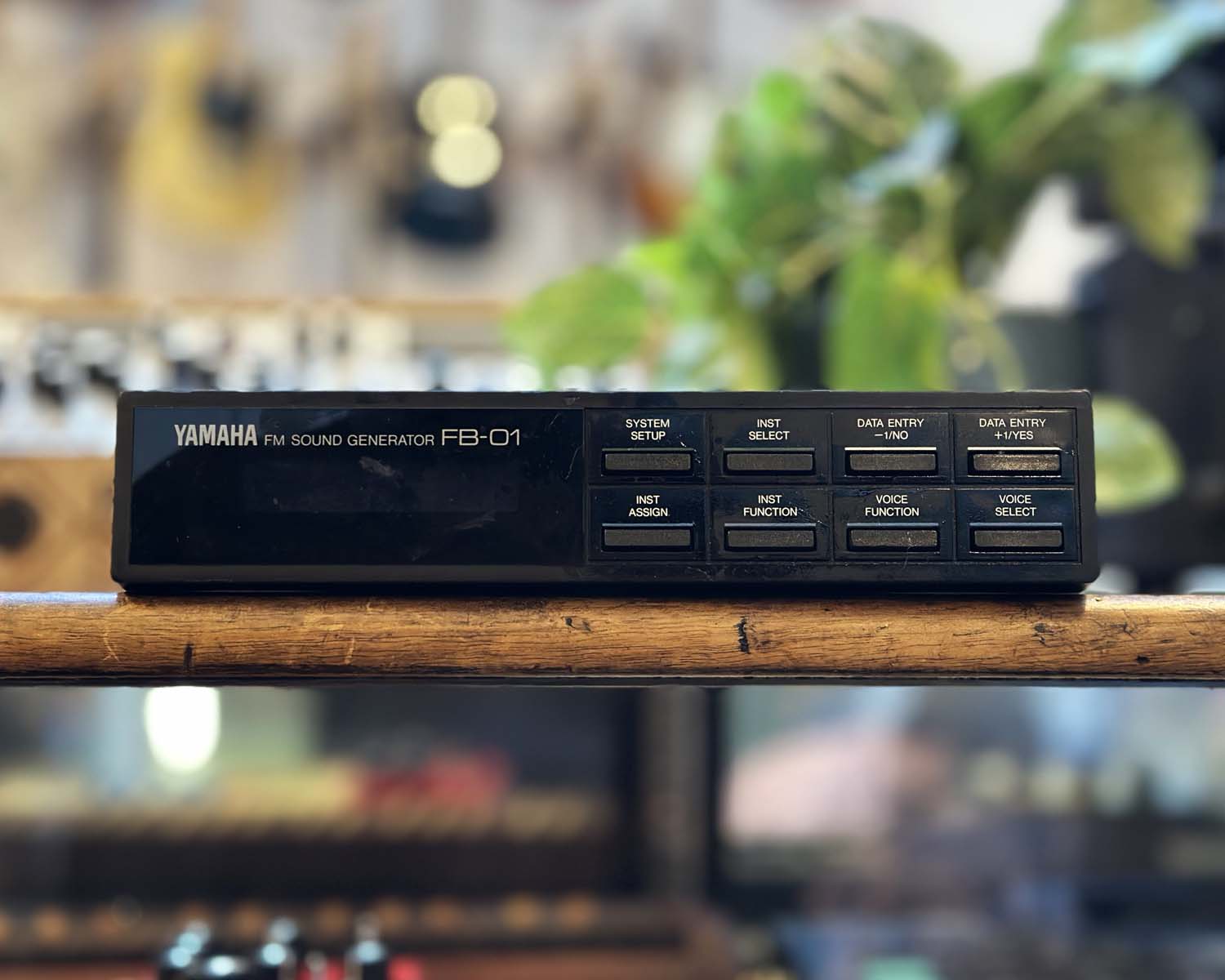 ヤマハ YAMAHA FM SOUND GENETATOR FB-01 s-l400.jpg